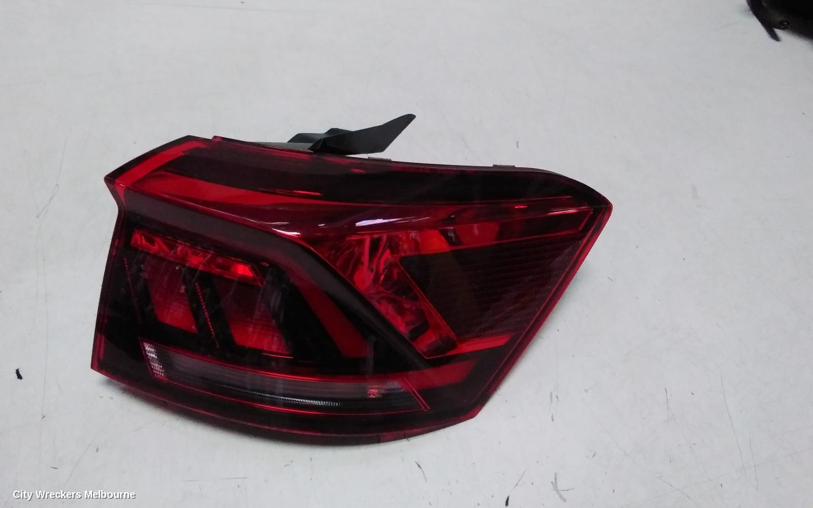VOLKSWAGEN T-ROC RIGHT TAILLIGHT, A1, IN BODY, BLACK INSERT TYPE, 03/2020 - 07/2022 - Image 1
