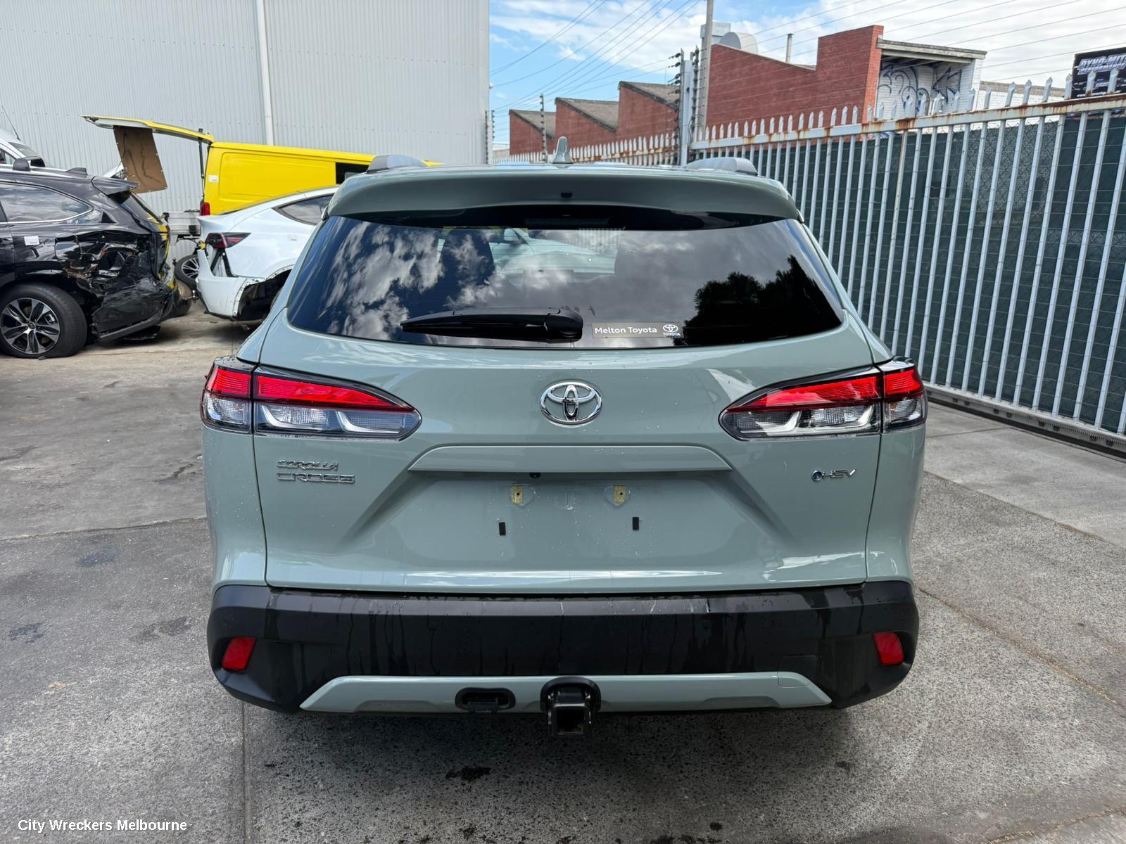 TOYOTA COROLLA CROSS REAR BUMPER, XG10, BUMPER BAR (3 PIECE), W/ PARK SENSOR TYPE, 01/2022 ONWARDS - Image 3