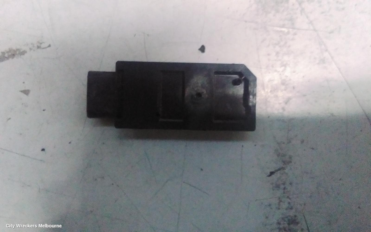 VOLKSWAGEN GOLF, GEN 8, 09/2020 ONWARDS, 5WA962133B KEYLESS ENTRY KESSY AERIAL 5WA962133B: 144006 - Image 1