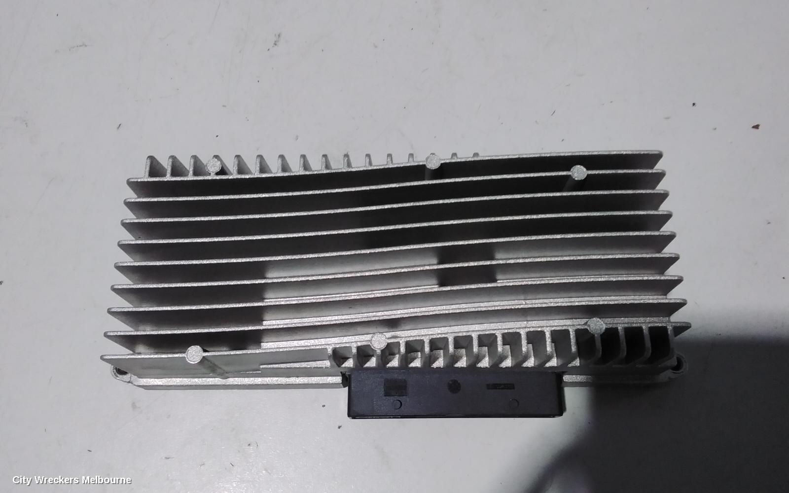 AUDI Q5 RADIO/CD/DVD/SAT/TV, AMPLIFIER, 8R, 03/2009 - 01/2017 - Image 2