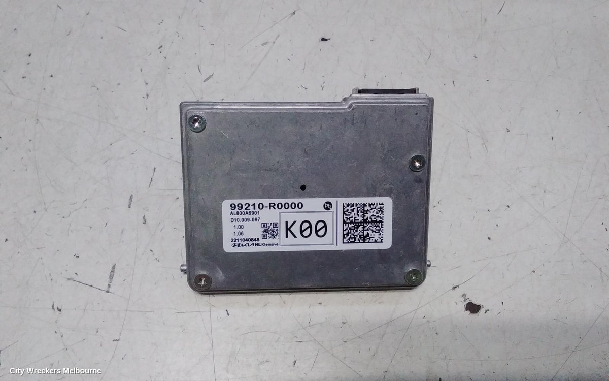KIA CARNIVAL/GRAND CARNIVAL REVERSE CAMERA, KA4, FRONT CAMERA (WINDSCREEN MOUNTED), 10/2020 ONWARDS - Image 3