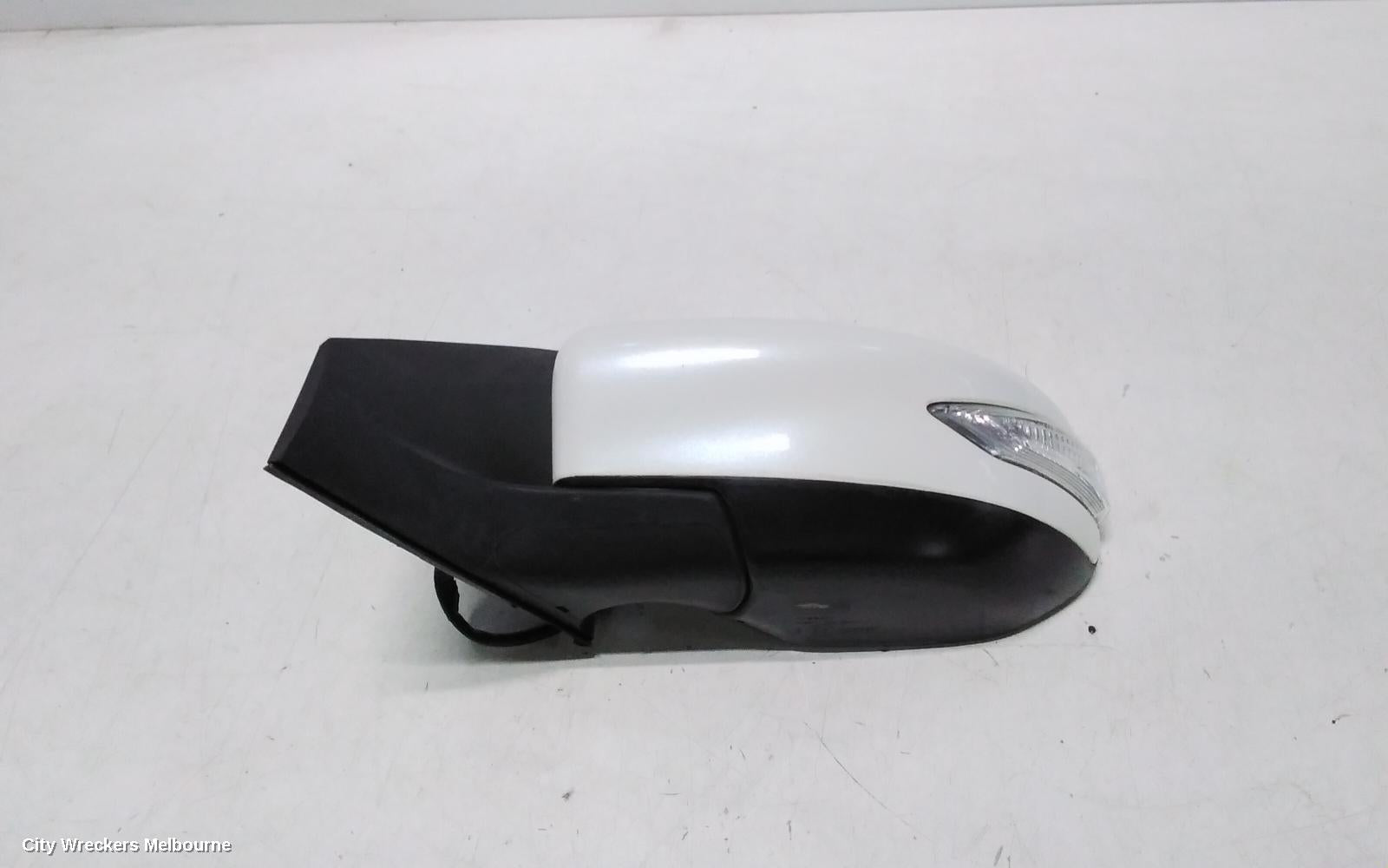 NISSAN PULSAR LEFT DOOR MIRROR, B17, SEDAN, MANUAL FOLD TYPE, 12/2012 - 12/2017 - Image 3