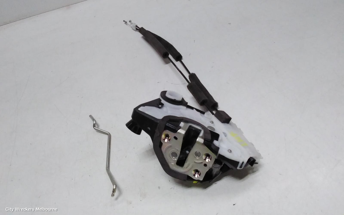 152611 - Image 3