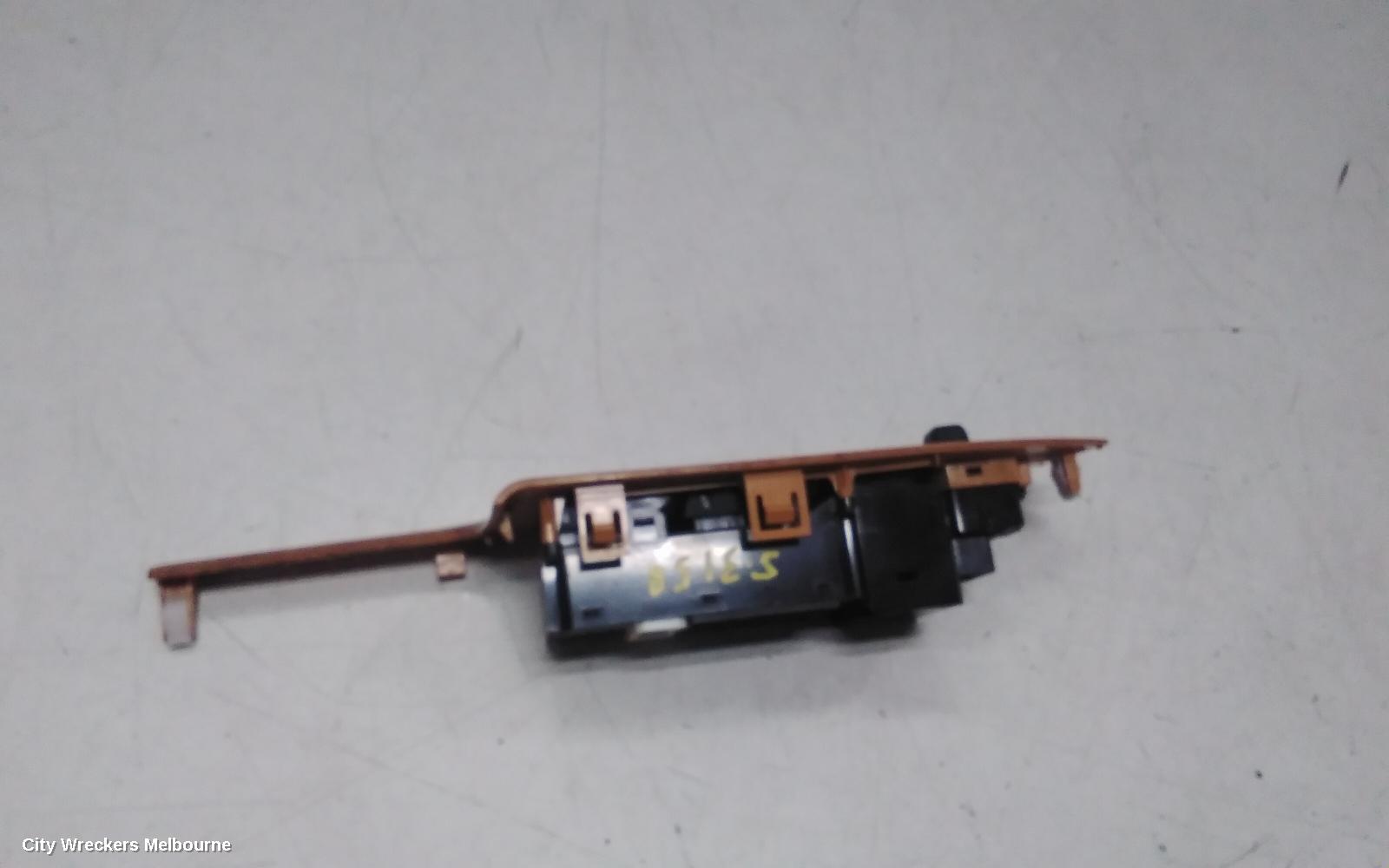 HONDA ACCORD PWR DR WIND SWITCH, RH FRONT (MASTER SWITCH), 7TH GEN, CL/EURO (VIN JHMCL), 06/2003 - 03/2008 - Image 3