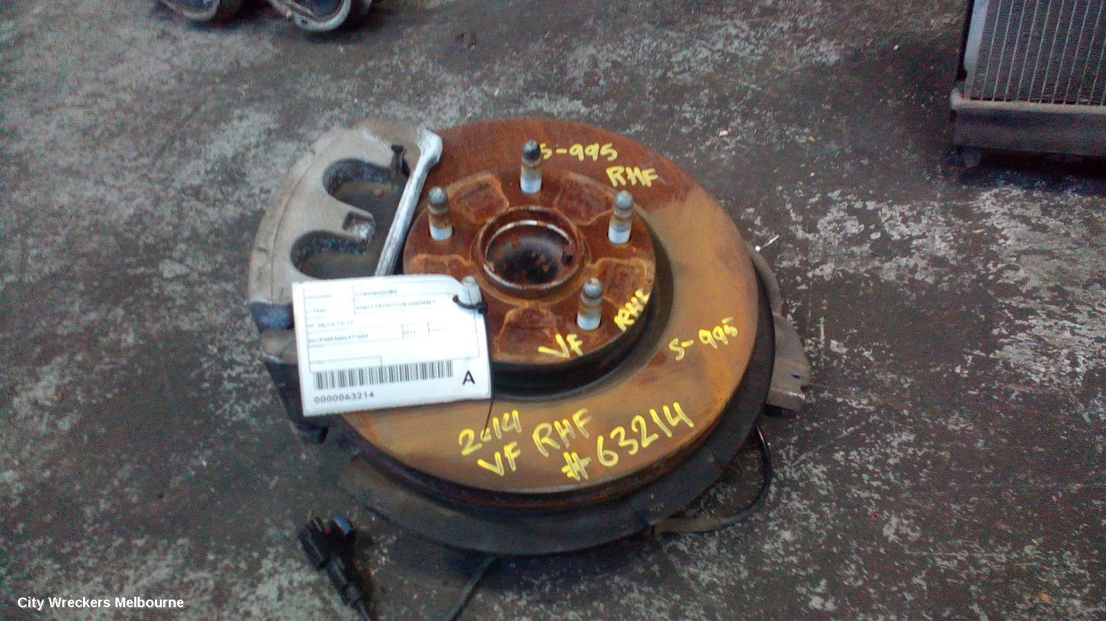 HOLDEN COMMODORE RIGHT FRONT HUB ASSEMBLY, VF, 05/2013 - 12/2017 - Image 2