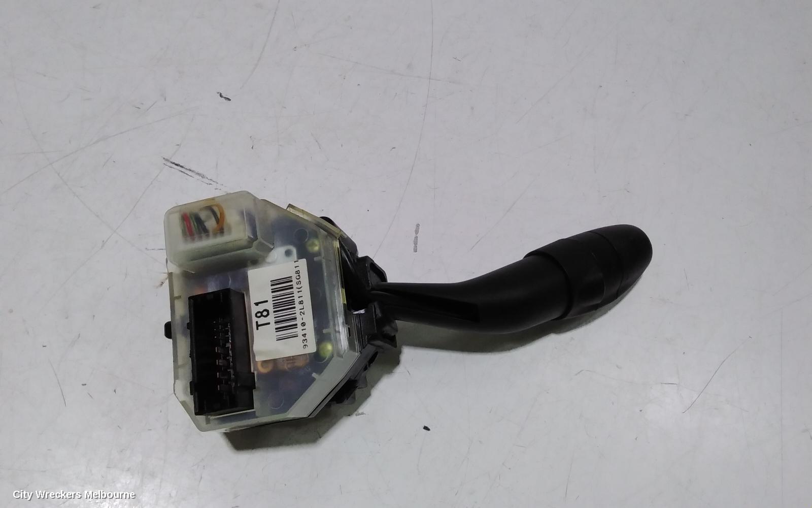 HYUNDAI I30 COMBINATION SWITCH, FLASHER SWITCH, W/ FOGLAMPS, AUTO TYPE, SR, FD, 09/2007 - 04/2012 - Image 3