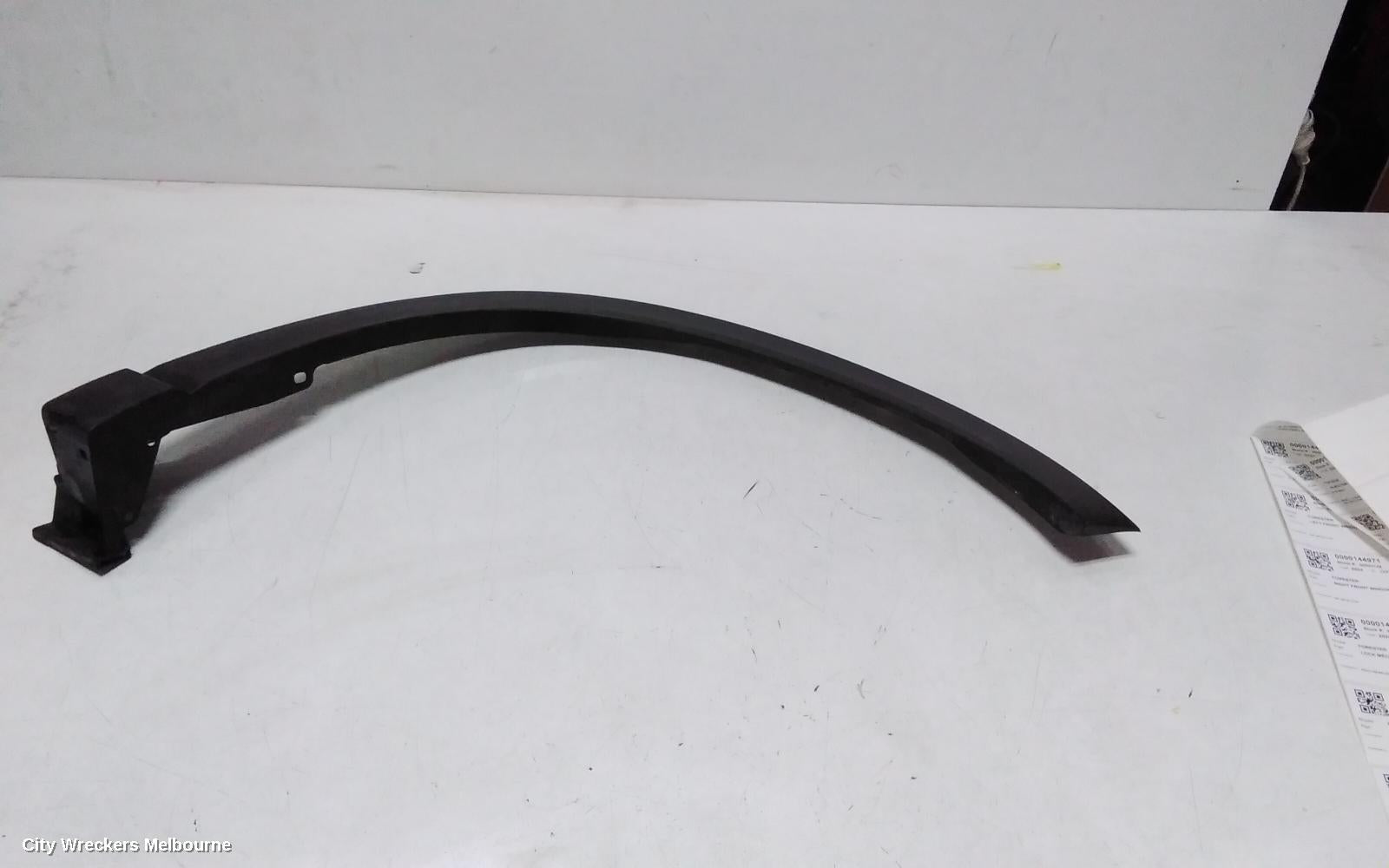 SUBARU FORESTER WHEEL ARCH FLARE, RH FRONT, SK, 08/2018 - 11/2024 - Image 1