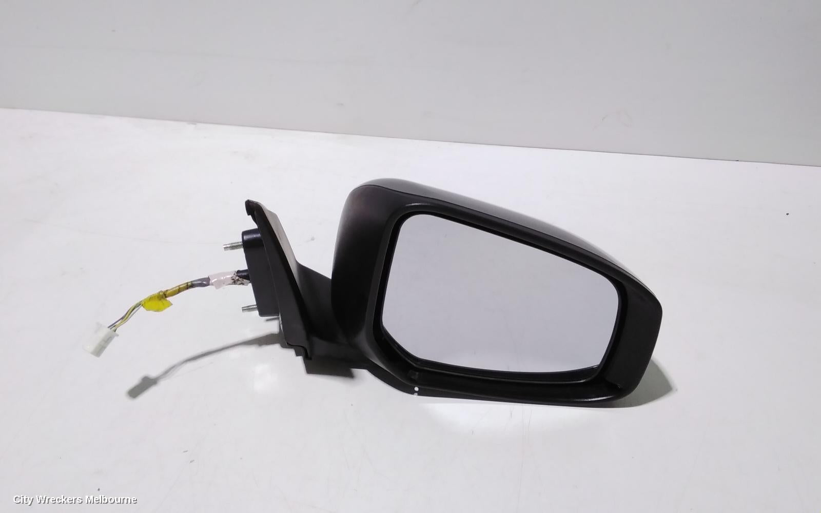 MITSUBISHI LANCER RIGHT DOOR MIRROR, CJ-CF, W/ INDICATOR, MANUAL FOLDING TYPE, 07/2014 - 12/2017 - Image 2