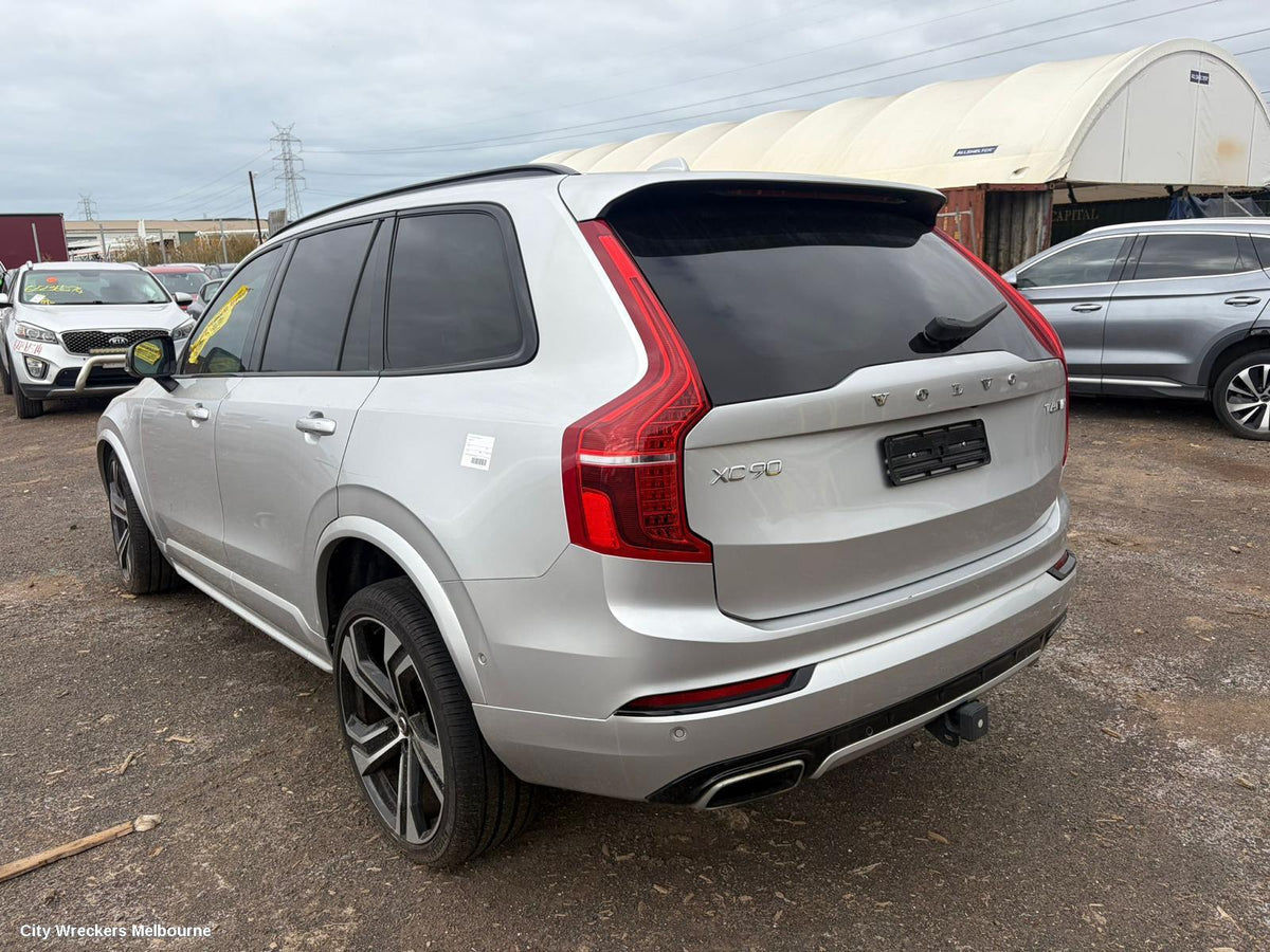 VOLVO XC90 WHEEL ARCH FLARE, MK2, LH FRONT, 04/2015 ONWARDS - Image 2
