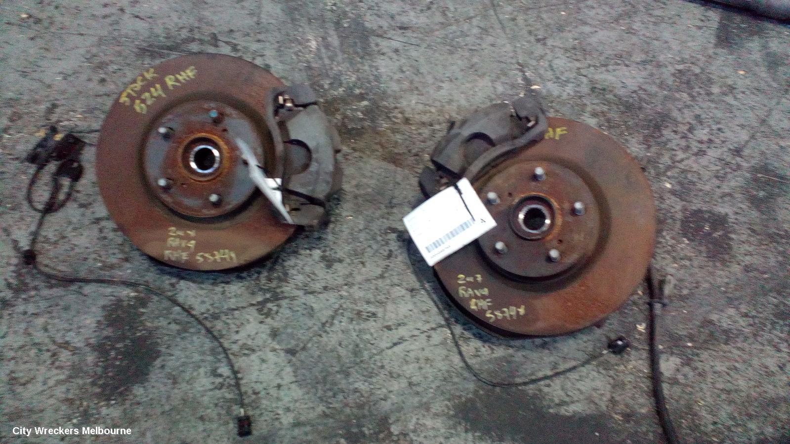 TOYOTA RAV4 LEFT FRONT HUB ASSEMBLY, ACA33, 3.5, 2GR-FE, 08/2007 - 11/2012 - Image 2