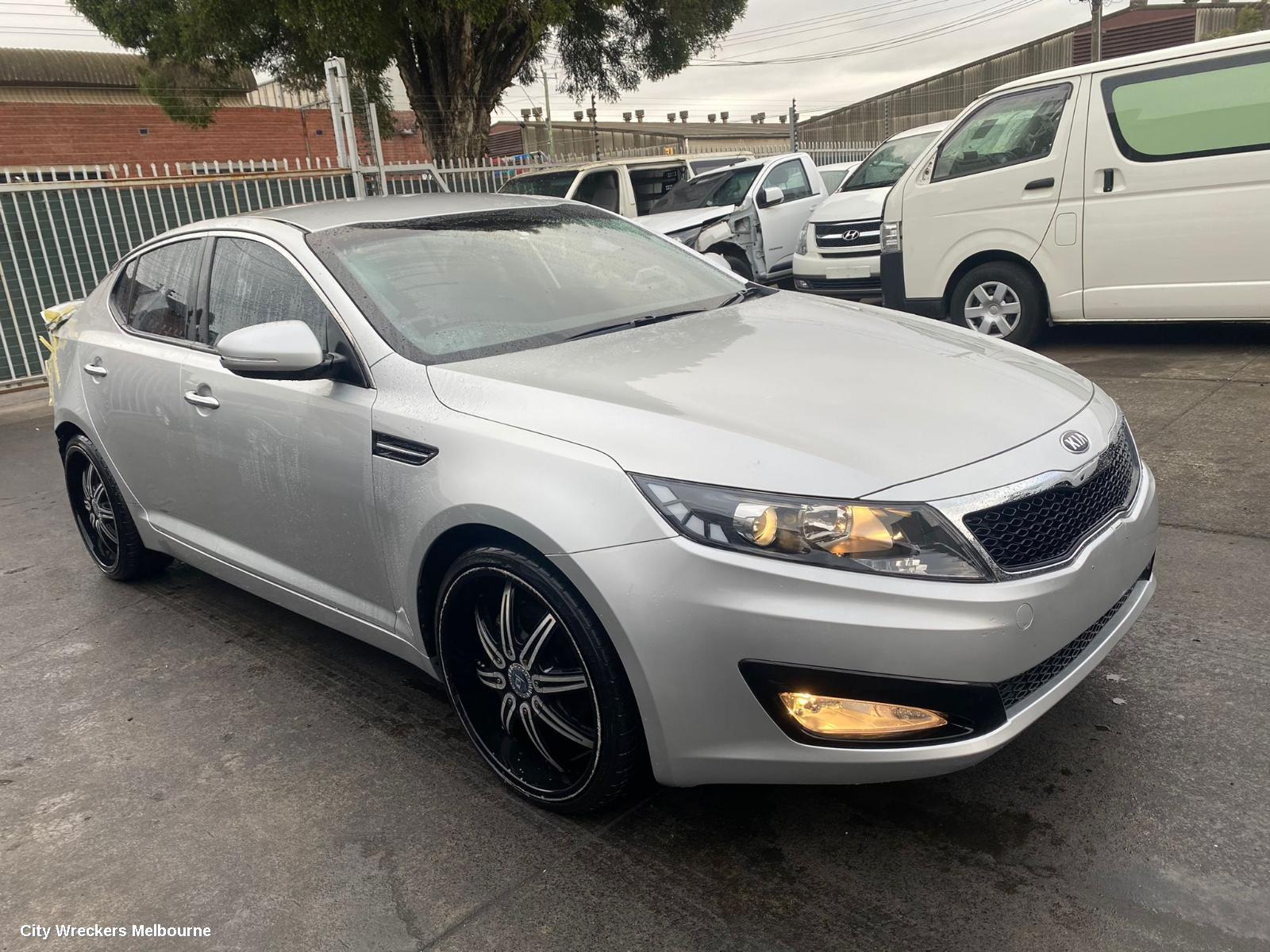KIA OPTIMA LEFT GUARD, TF, 01/2011 - 10/2015 - Image 2