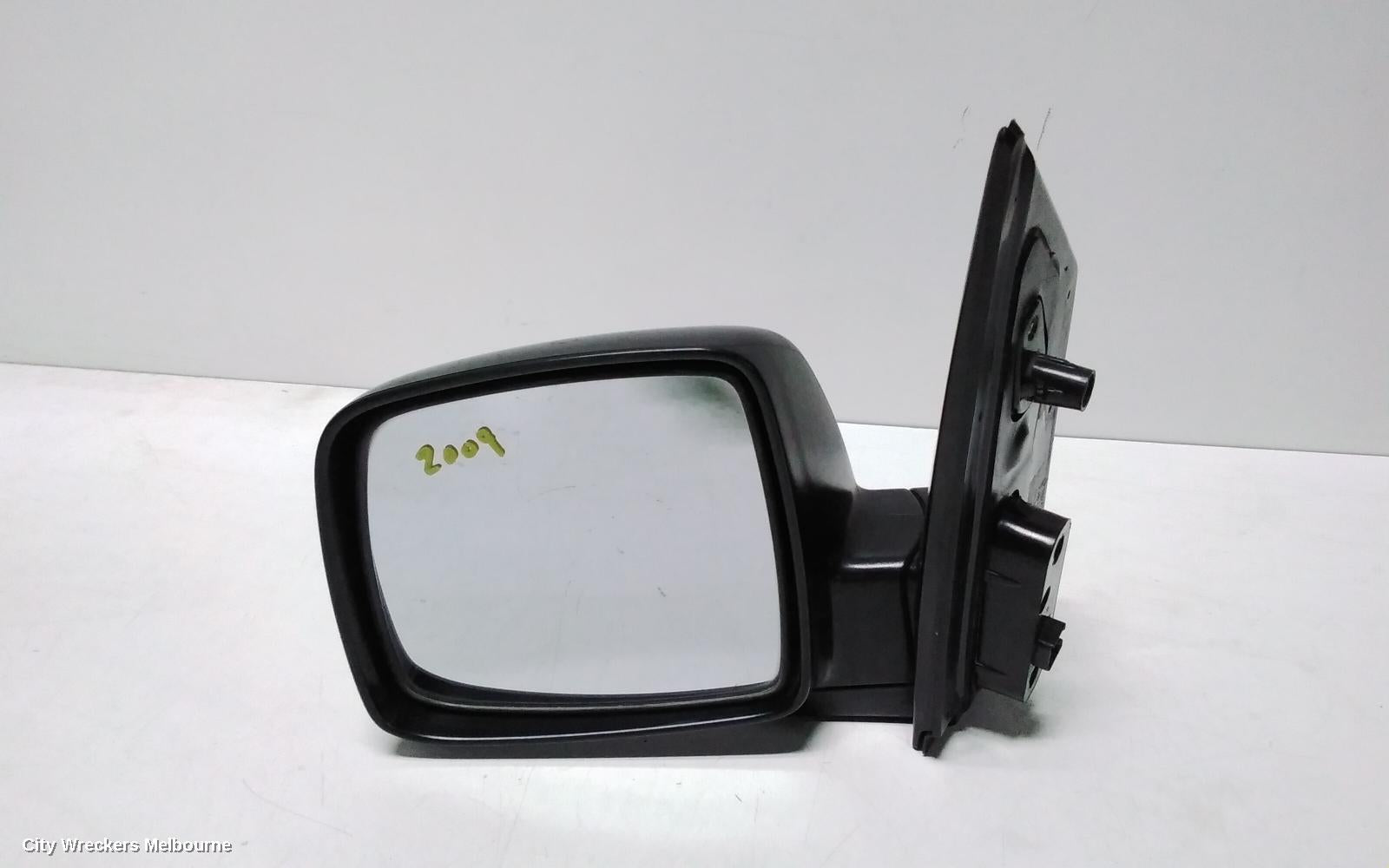 HYUNDAI ILOAD/IMAX LEFT DOOR MIRROR, TQ, MANUAL FOLDING TYPE, BLACK, 11/2007 - 03/2021 - Image 2