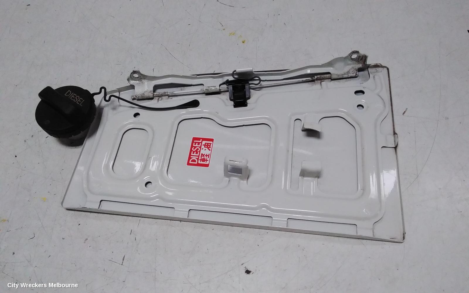 TOYOTA HIACE FUEL DOOR / FILLER, 300 SERIES, FUEL DOOR, 02/2019 ONWARDS - Image 3