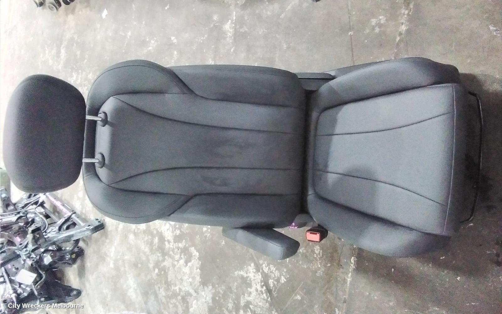 LDV G10 FRONT SEAT, LH FRONT, SV7C, VAN, LEATHER, 04/2015 ONWARDS - Image 1