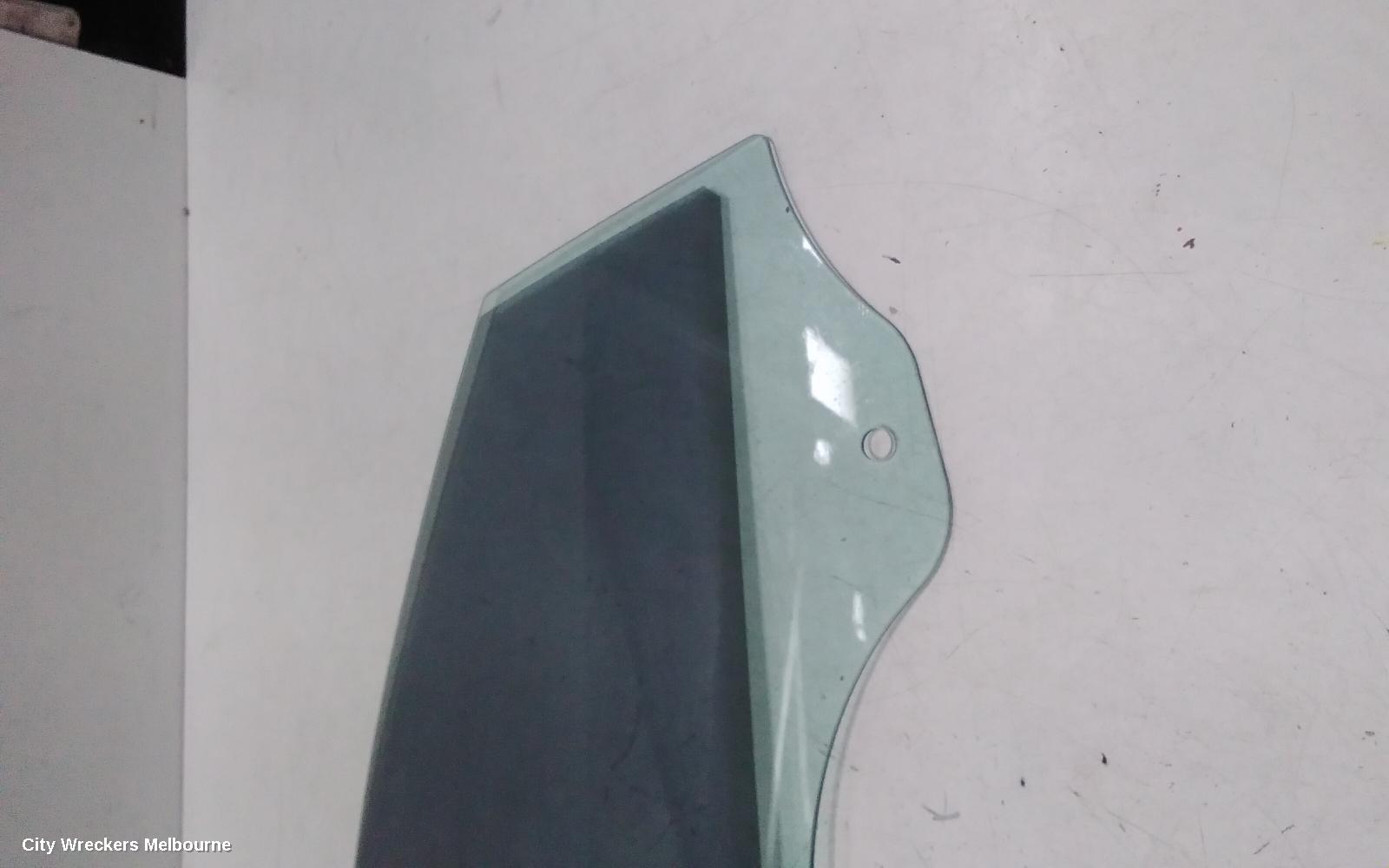 FORD RANGER RIGHT FRONT DOOR WINDOW, PX, DUAL CAB, LAMINATED TYPE, 06/2011 - 04/2022 - Image 3