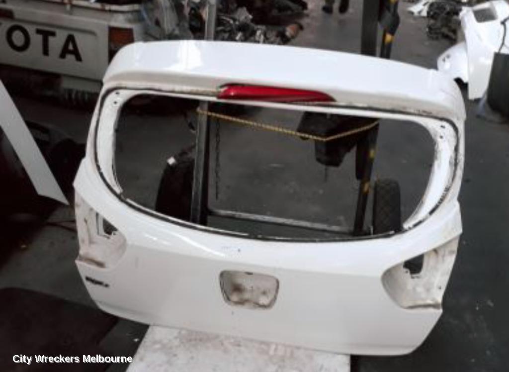 KIA RIO BOOTLID/TAILGATE, TAILGATE, UB, HATCH, 08/2011 - 11/2016 - Image 1
