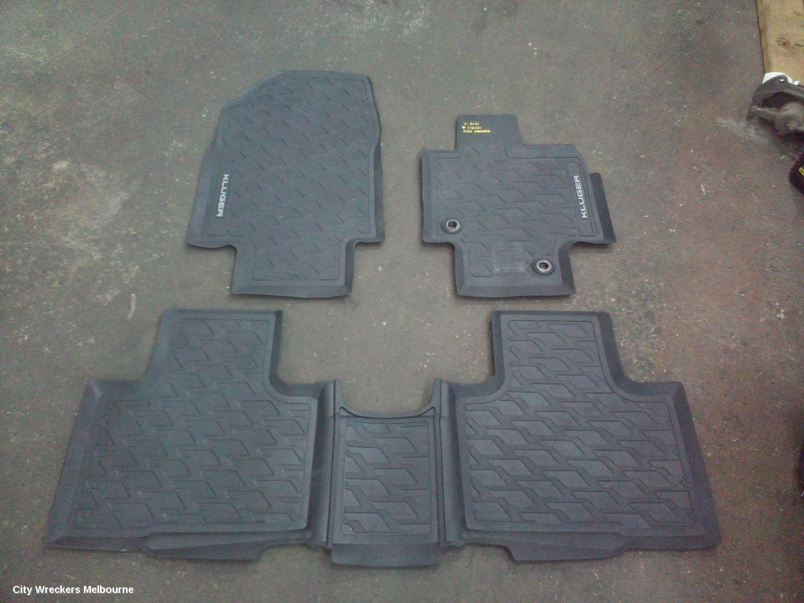 TOYOTA KLUGER FLOOR MATS, XU70 SERIES, 03/2021 ONWARDS - Image 3