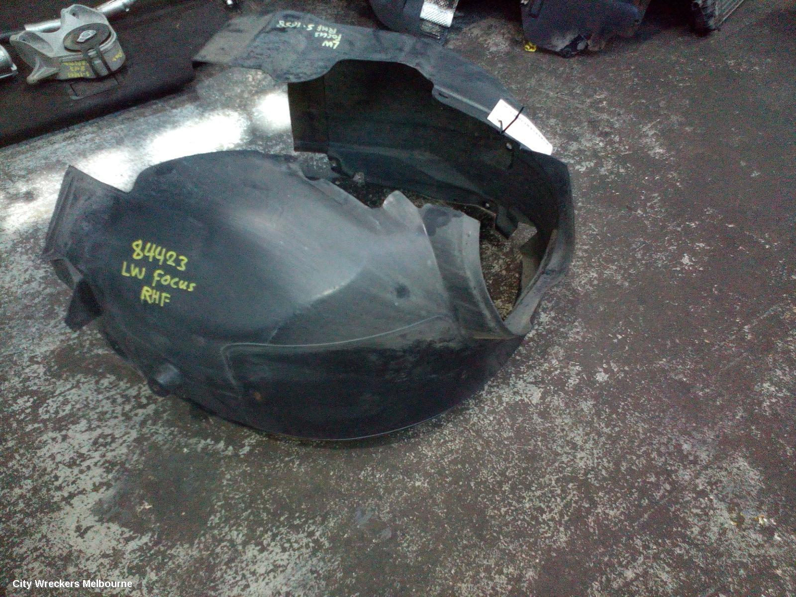 FORD FOCUS RIGHT GUARD LINER, LW, FRONT, 2.0 ENG TYPE, 05/2011 - 08/2015 - Image 2