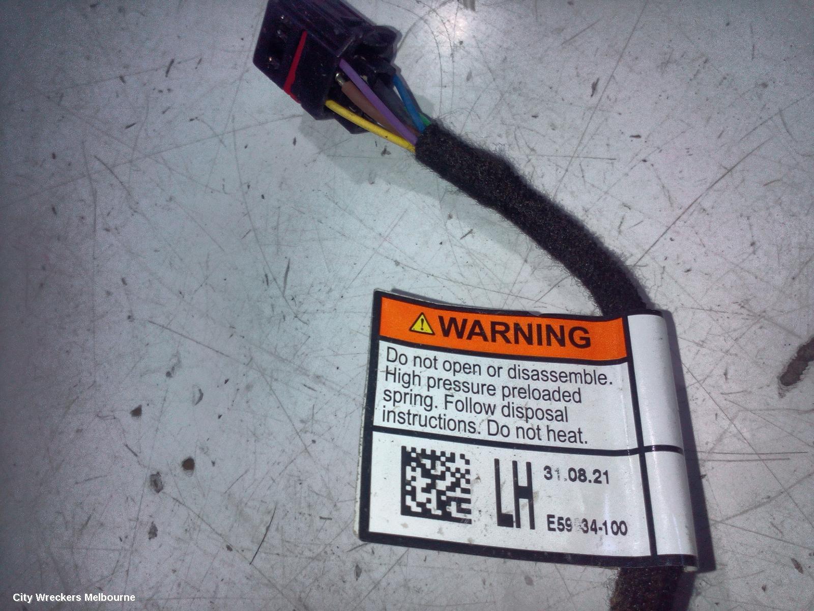 HYUNDAI TUCSON HATCH STRUT, NX4, TAILGATE STRUT (PAIR), W/ POWER LIFT GATE TYPE, 02/2021 ONWARDS - Image 3