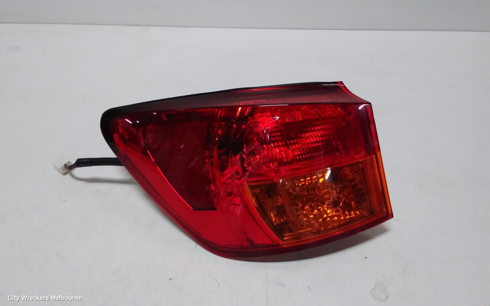 LEXUS IS250/IS250C LEFT TAILLIGHT, IS250, GSE20R, SEDAN, VERTICAL TYPE, 11/2005 - 09/2008 - Image 1