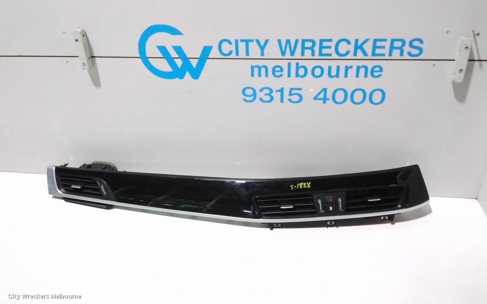 BMW X1, F48, 08/2015 - 06/2022, CENTER AIRVENT WITH TRIM: 82785 - Image 1