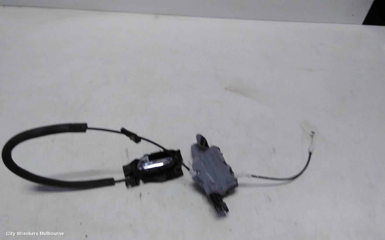 PEUGEOT 308 DOOR/BOOT/GATE LOCK, LEFT FRONT DOOR LOCK, T7, CABRIO, 07/2009 - 09/2014 - Image 2
