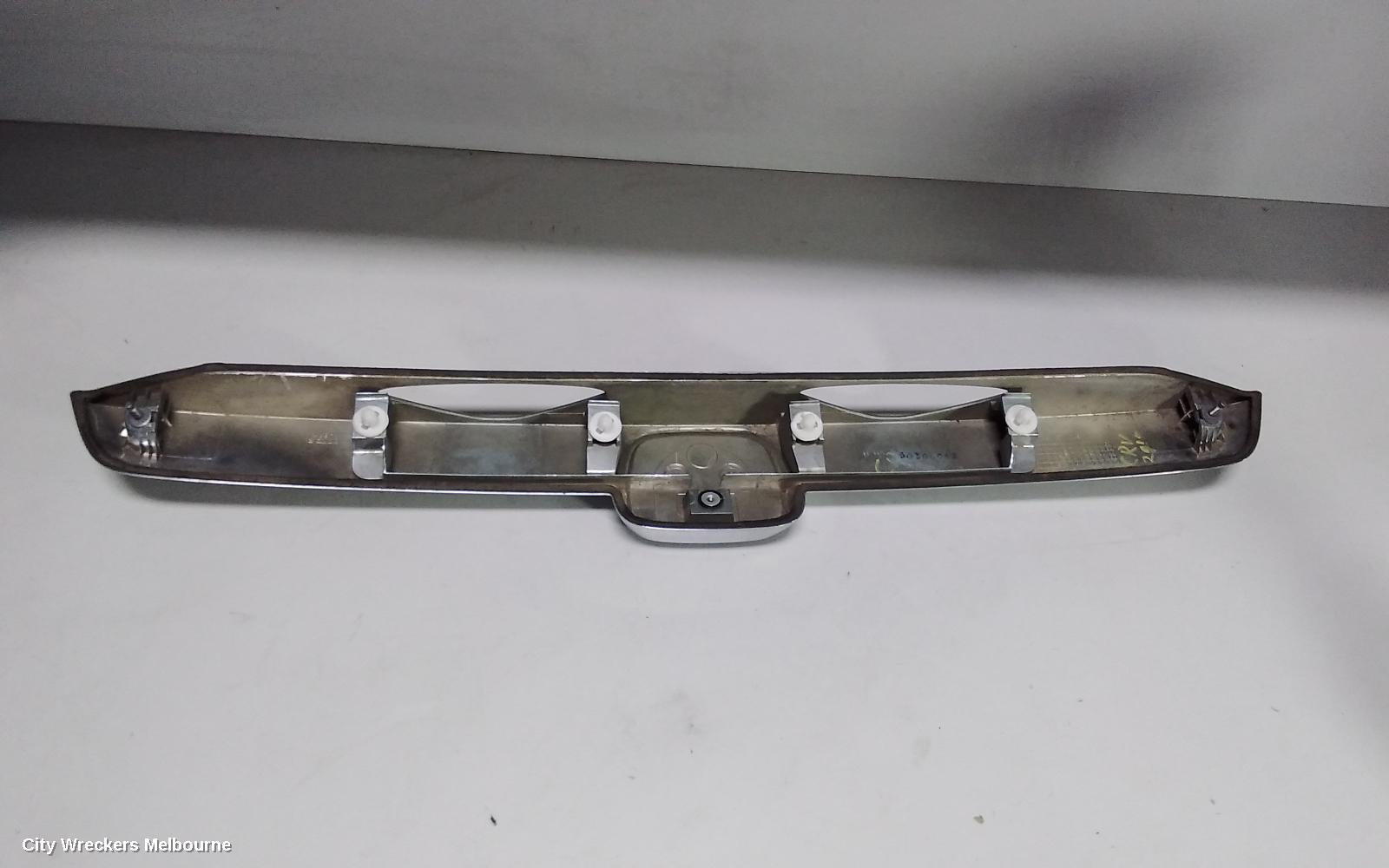 HONDA CRV REAR GARNISH, RE, 03/2007 - 10/2012 - Image 3