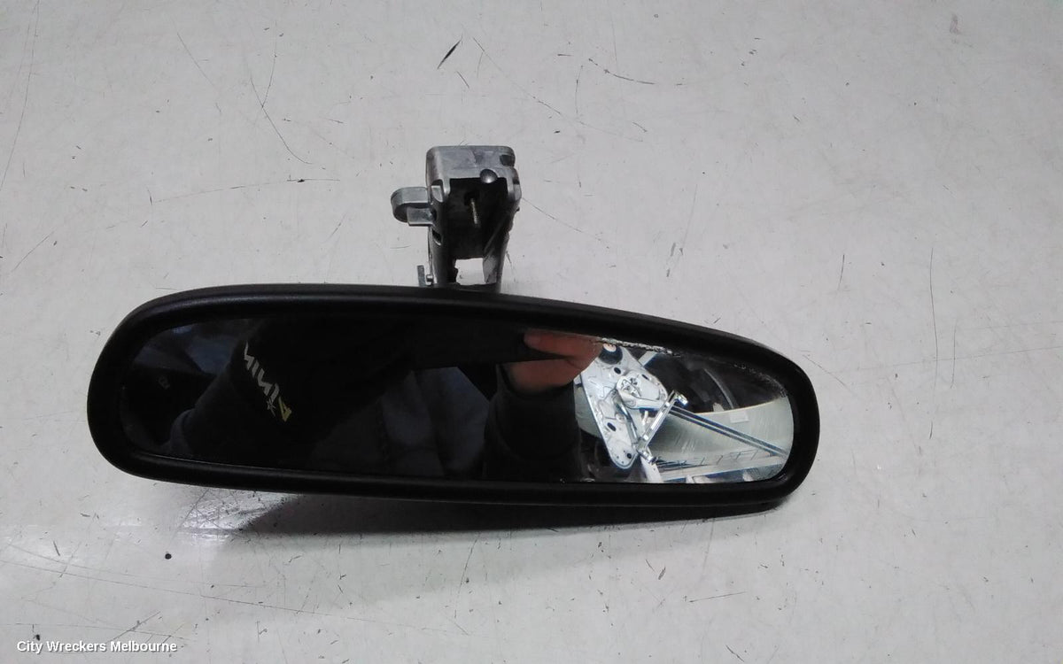 LAND ROVER RANGEROVER EVOQUE INTERIOR MIRROR, L538, 11/2011 - 01/2019 - Image 1