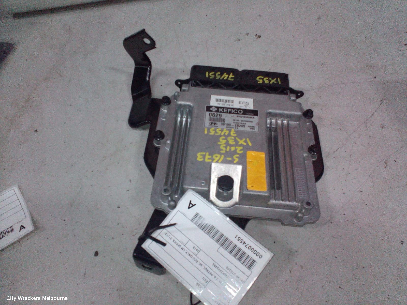 HYUNDAI IX35 ECU, ENGINE ECU, 2.0, PETROL, SE, ECU ONLY, LM SERIES, 01/2013 - 01/2016 - Image 2
