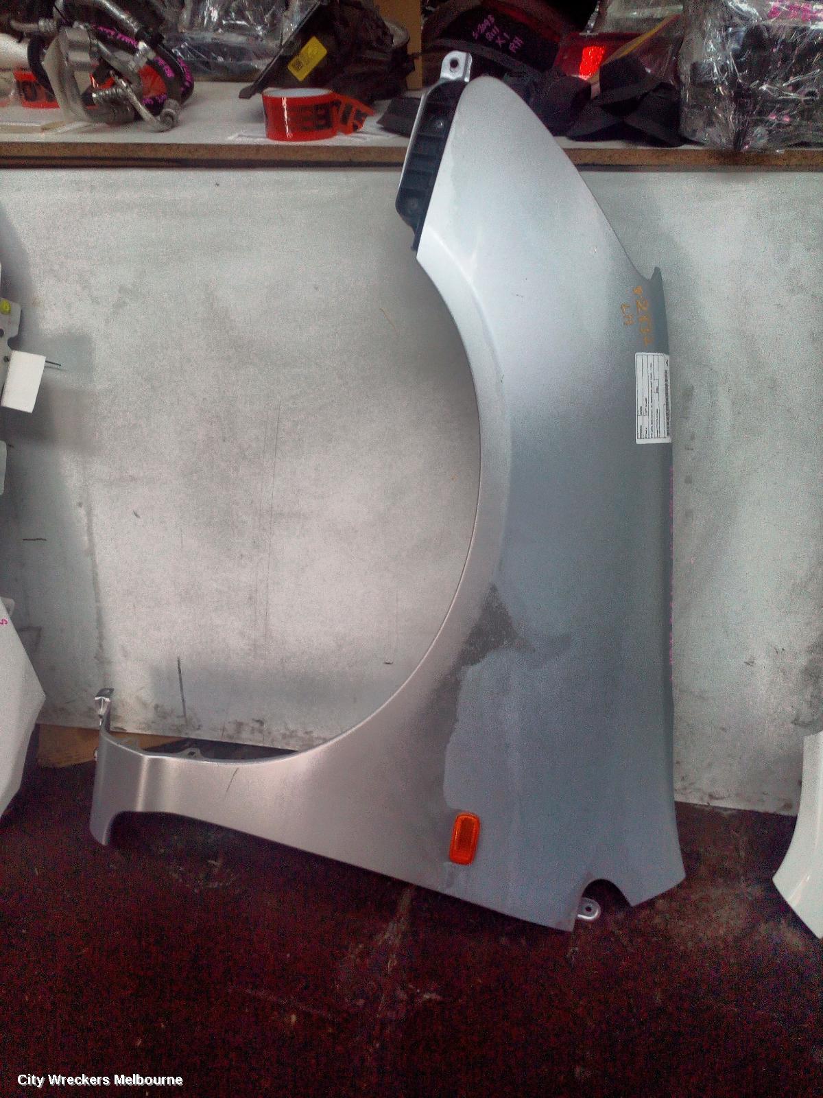HONDA CIVIC LEFT GUARD, 7TH GEN, 5DR HATCH, W/ REPEATER (AUST TYPE), 11/2000 - 09/2003 - Image 1