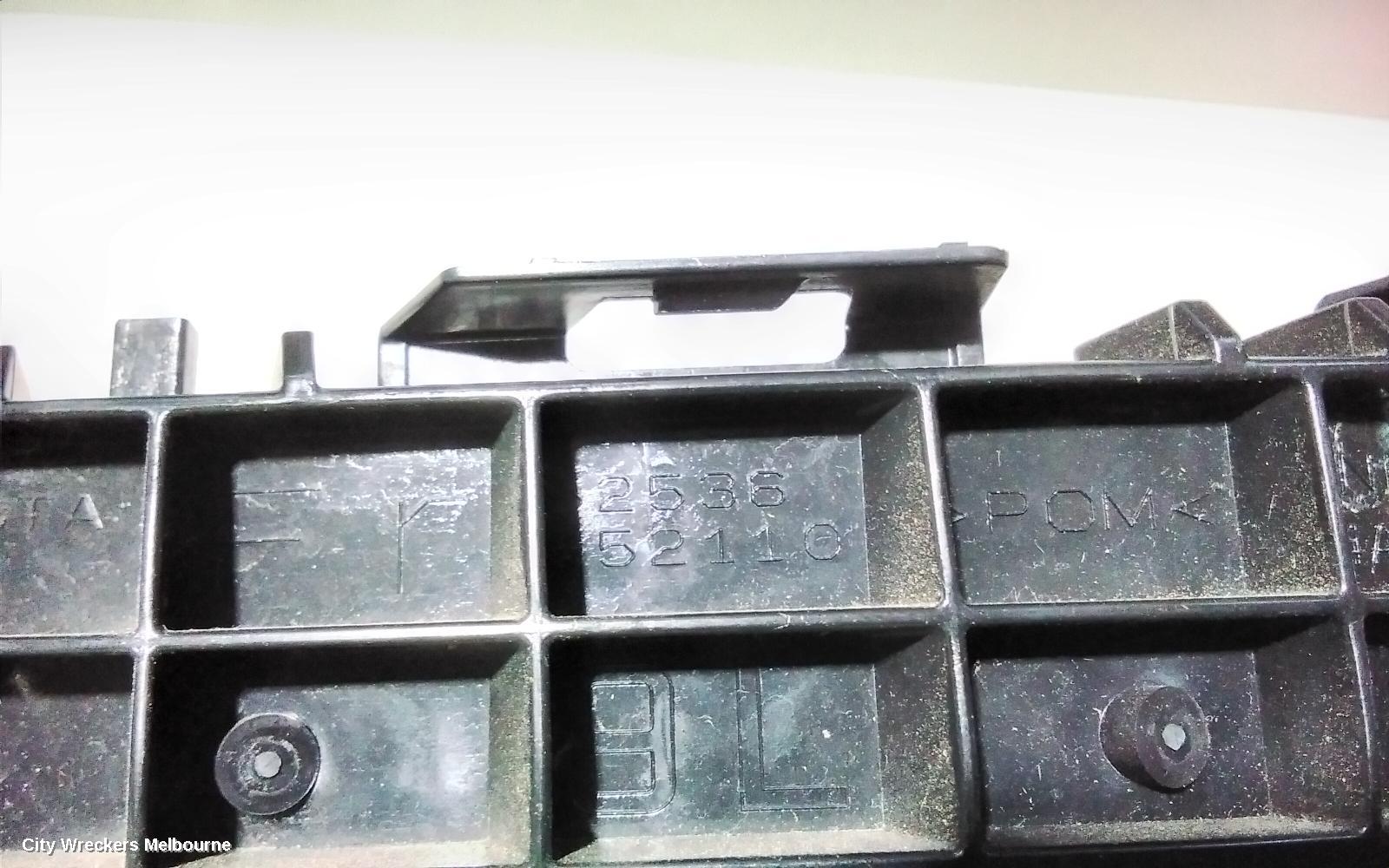 TOYOTA PRIUS, NHP10, PRIUS C, 12/2011 - 03/2020, LHF BAR SLIDER: 85522 - Image 3