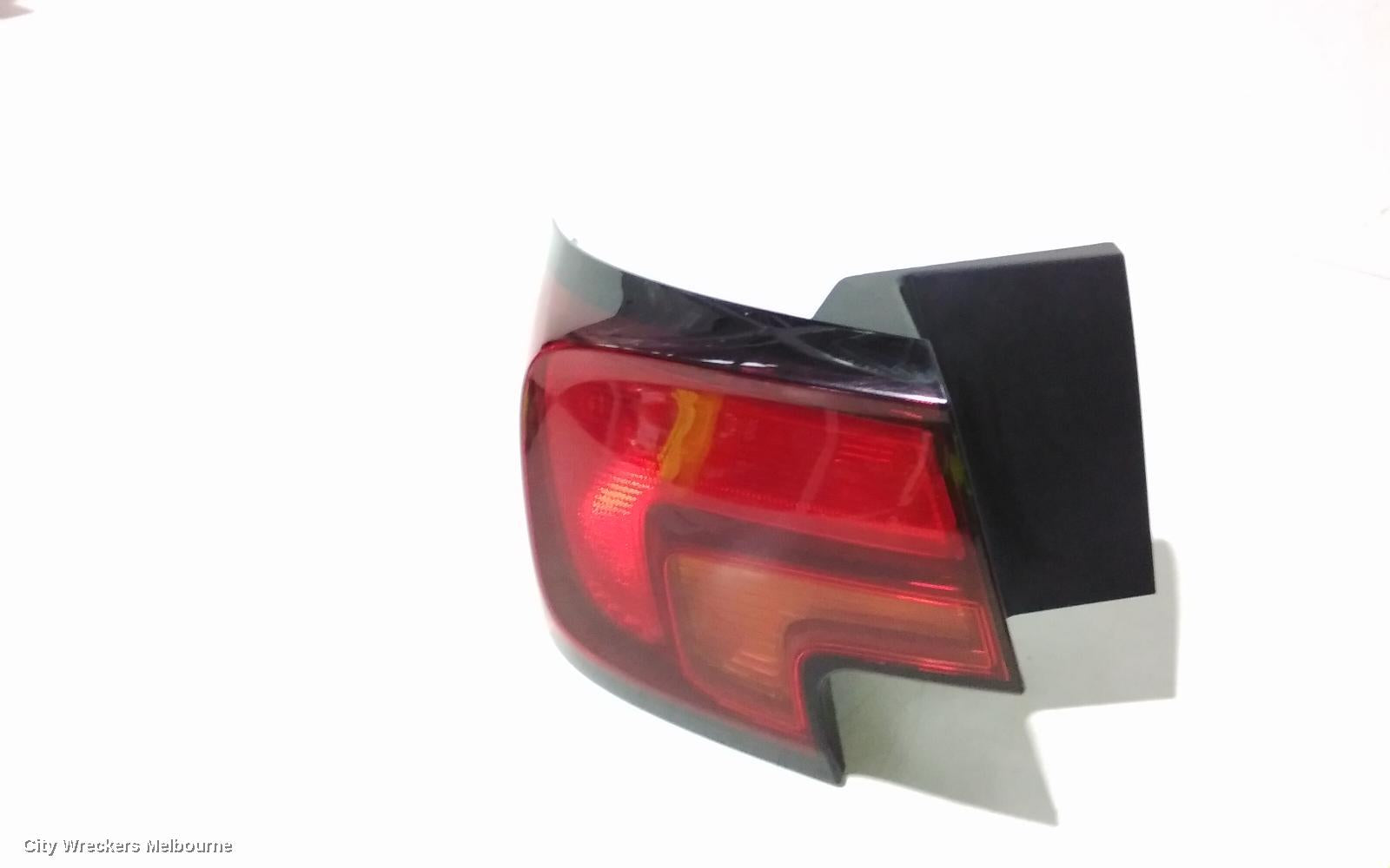 HOLDEN ASTRA LEFT TAILLIGHT, BK, 5DR HATCH, R/RS, NON LED TYPE, 09/2016 ONWARDS - Image 3