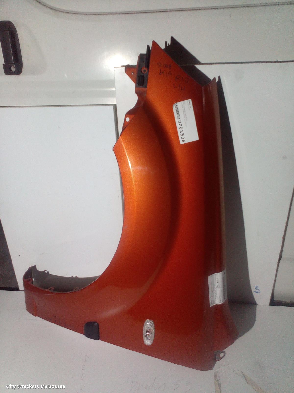 KIA RIO LEFT GUARD, JB, SUIT W/ INDICATOR TYPE, 08/2005 - 07/2011 - Image 2