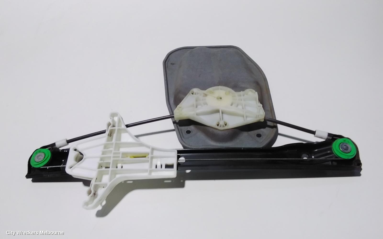VOLKSWAGEN GOLF RIGHT REAR WND REG/MOTOR, GEN 5 06/2004 - 02/2009 - Image 2