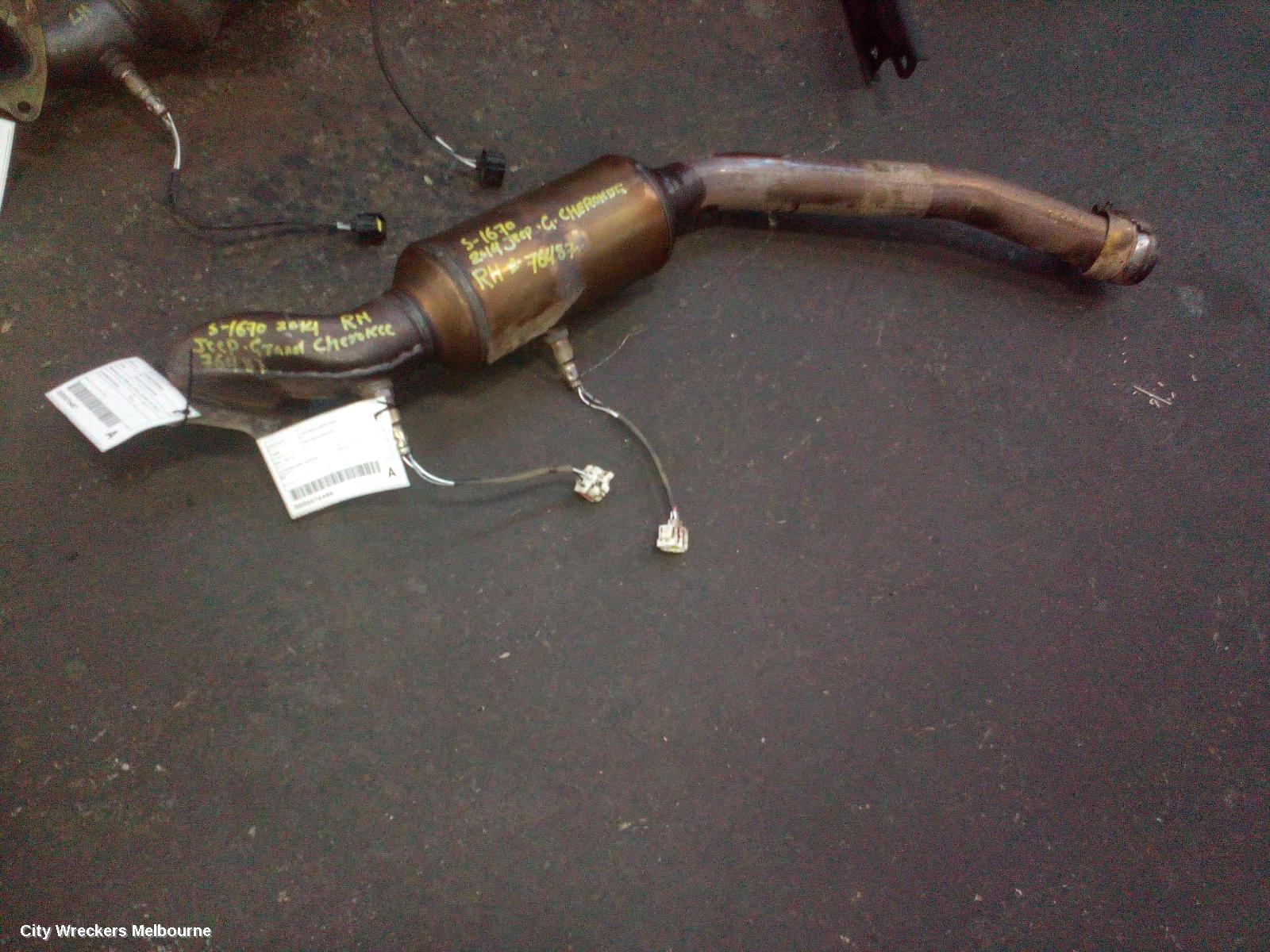 JEEP GRANDCHEROKEE CATALYTIC CONVERTER, MANIFOLD-CAT TYPE, 3.6, PETROL, RH SIDE, WK, 04/2013 ONWARDS - Image 1