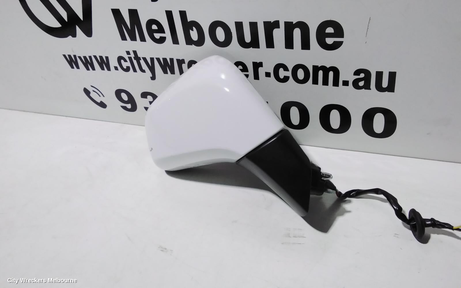 HOLDEN TRAX RIGHT DOOR MIRROR, TJ SERIES, NON INDICATOR TYPE, 10/2016 - 12/2020 - Image 3