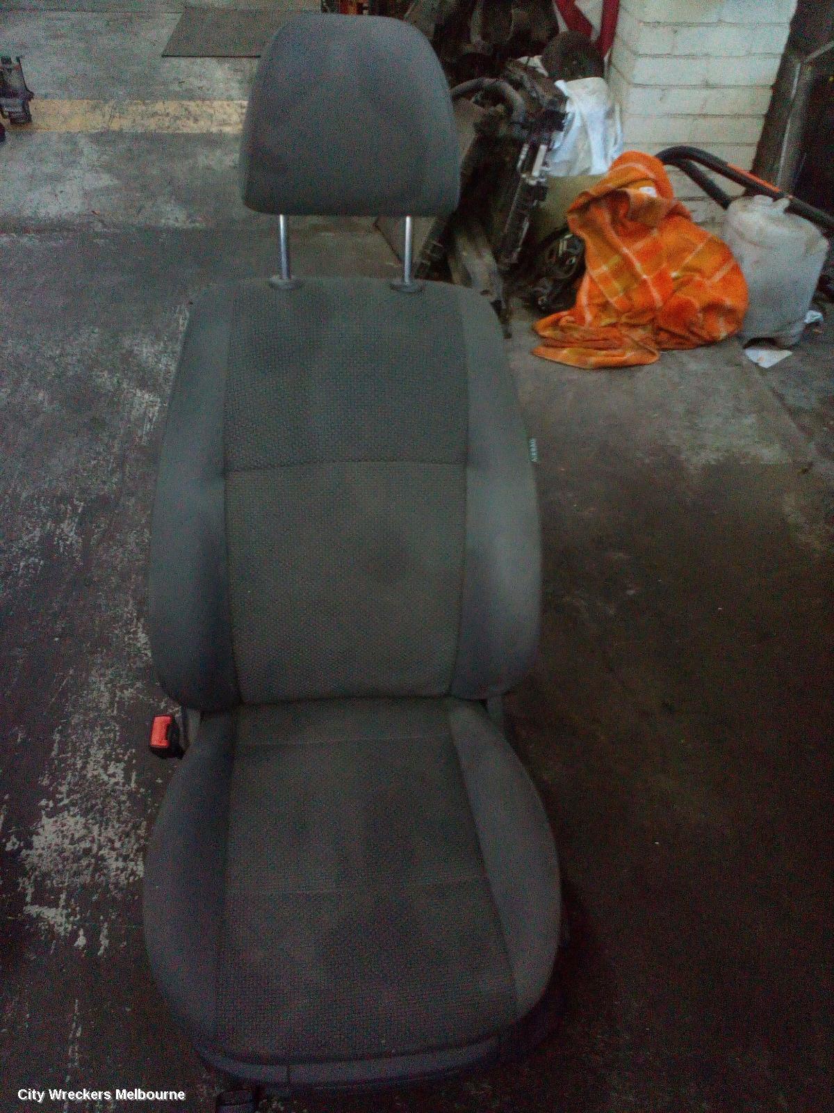 VOLKSWAGEN AMAROK FRONT SEAT, LH FRONT, 2H, CLOTH, DARK GREY, TRENDLINE, 12/2010 - 05/2016 - Image 1