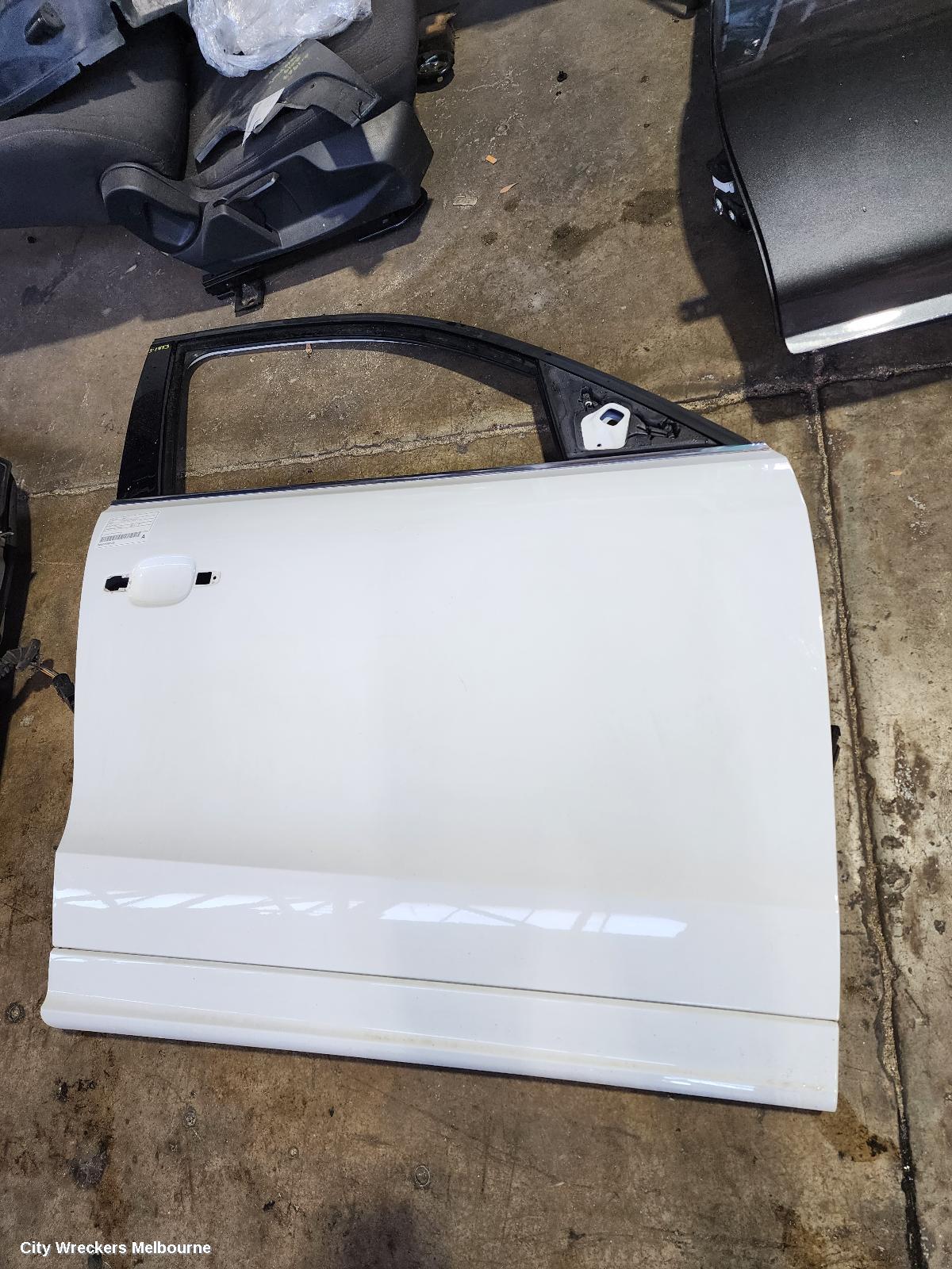 AUDI Q5 RIGHT FRONT DOOR, 8R, 03/2009 - 08/2013 - Image 3