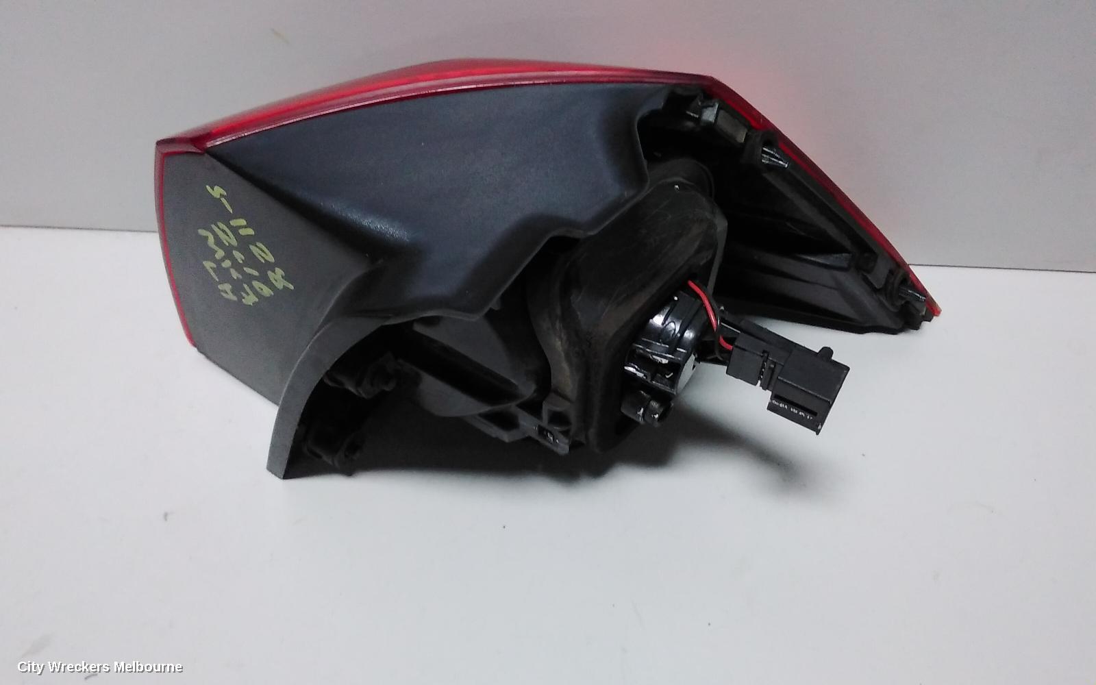 VOLKSWAGEN GOLF LEFT TAILLIGHT, GEN 7, HATCH, STANDARD, NON LED TYPE, 03/2013 - 03/2017 - Image 3