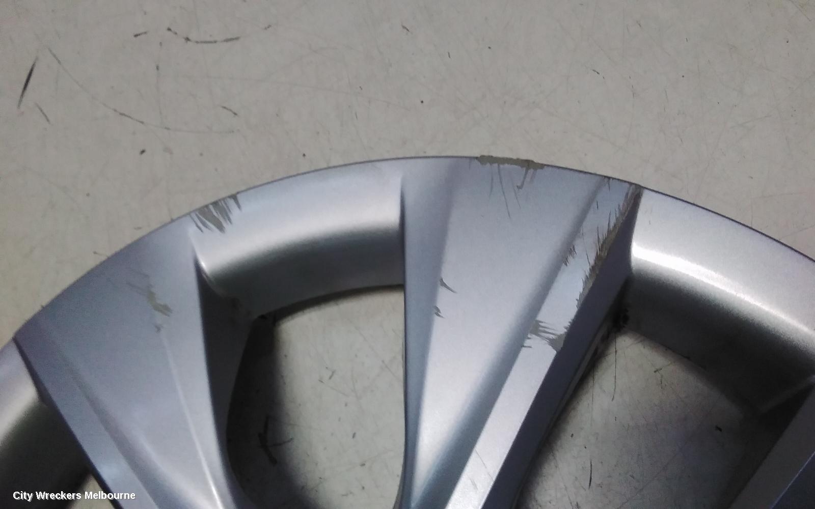 TOYOTA COROLLA WHEEL COVER/HUB CAP, ZRE172R, SEDAN, 12/2013 - 06/2019 - Image 3
