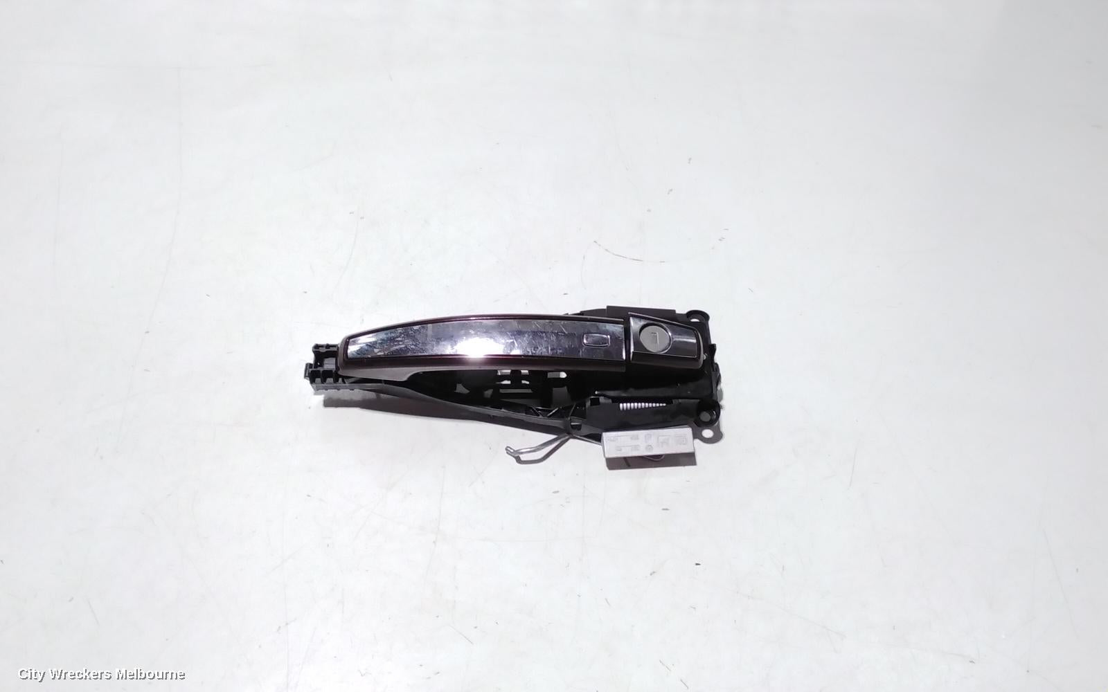 HOLDEN MALIBU DOOR HANDLE, INNER, RH FRONT, V300, 04/2013 - 12/2017 - Image 2