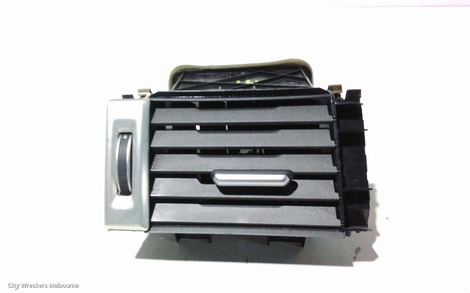 LAND ROVER RANGEROVER EVOQUE, L538, 11/2011 - 01/2019, LH AIRVENT: 104733 - Image 2