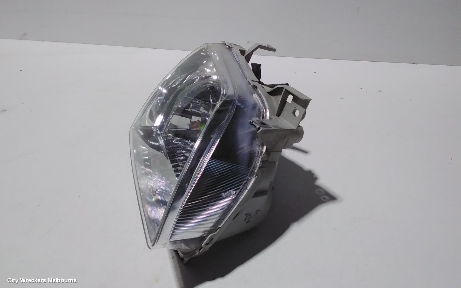 MAZDA MPV RIGHT HEADLAMP, LW, LENS # STANLEY R6899, 08/1999 - 05/2002 - Image 2