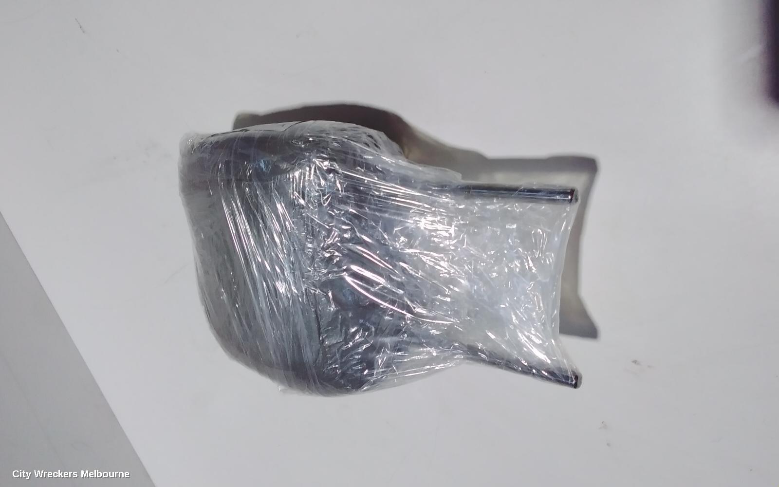HOLDEN COLORADO HEADREST, LH FRONT, RG 7, 12/2012 - 06/2016 - Image 3