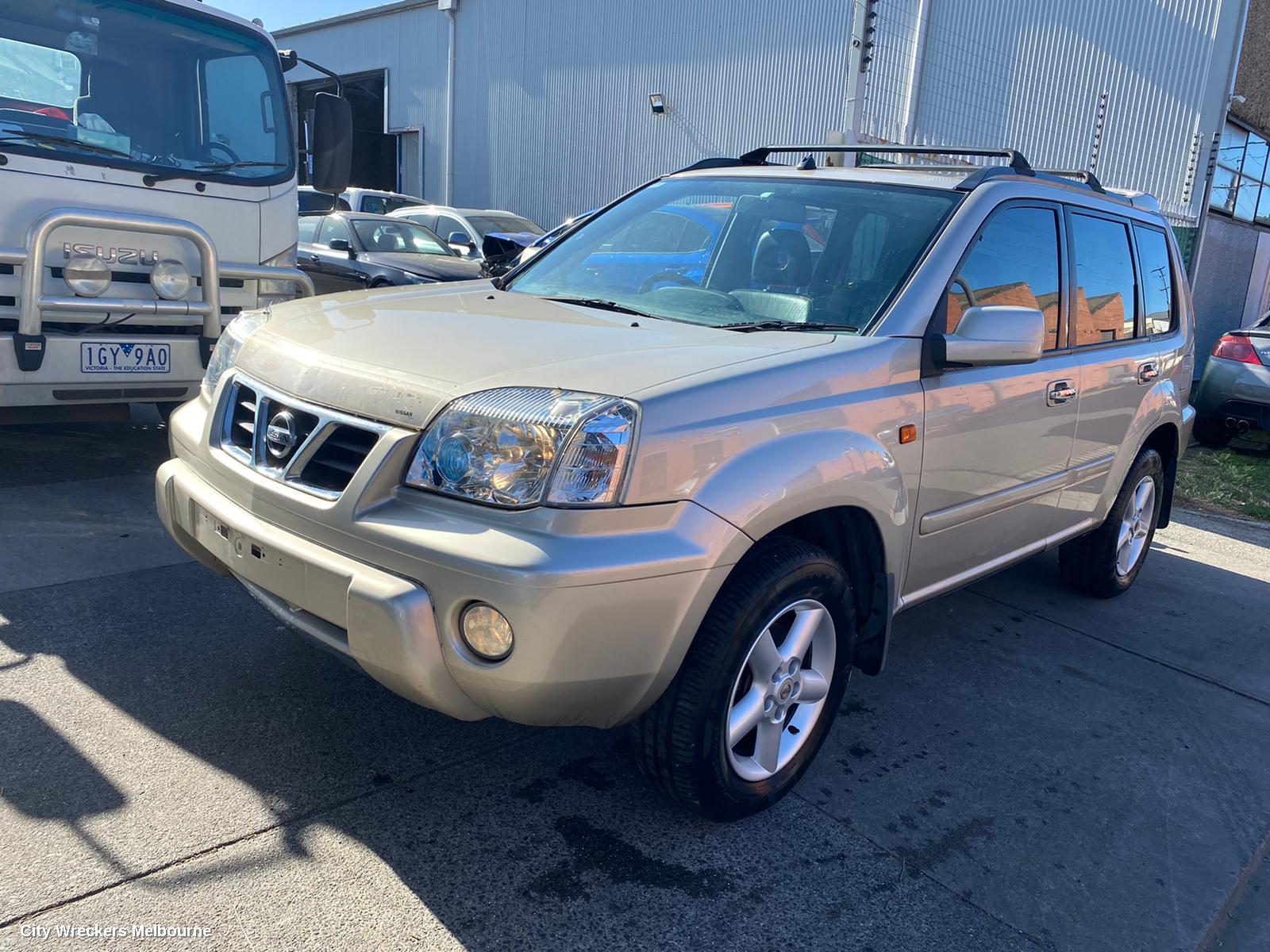 NISSAN XTRAIL LEFT FRONT DOOR, T30, 10/2001 - 09/2007 - Image 3
