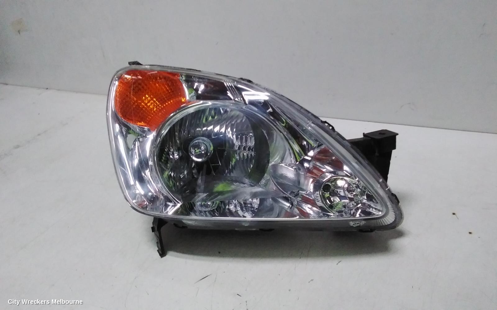 HONDA CRV RIGHT HEADLAMP, RD7, 2.4, NON HID, W/ MAN ADJ, AMBER INDICATOR, 12/2001 - 02/2007 - Image 3