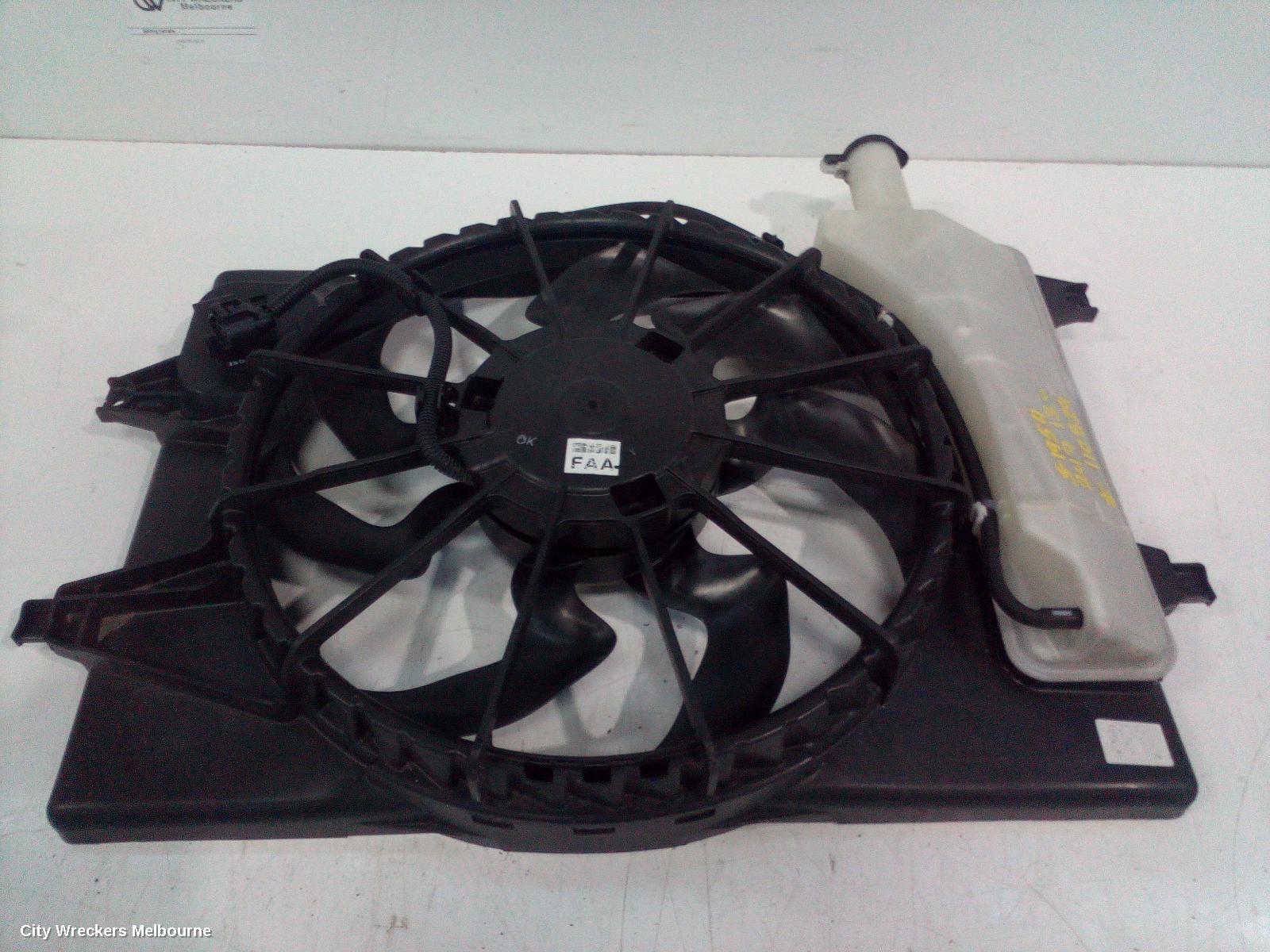HYUNDAI I30 FAN, RADIATOR FAN ASSY, 2.0, G4NC, PETROL, PD, HATCH (S. KOREA VIN KMHH), 03/2017 ONWARDS - Image 1