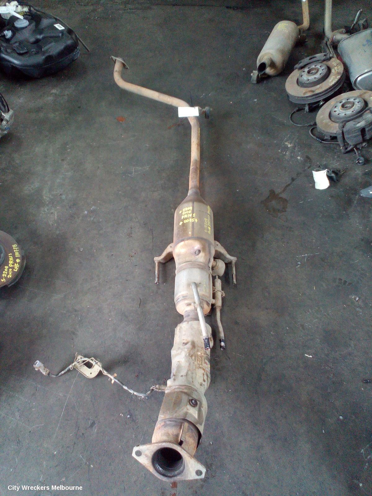 TOYOTA PRIUS CATALYTIC CONVERTER, ZVW30R, UNDER CAR-CAT TYPE, 1.8, PETROL, 07/2009 - 12/2015 - Image 1
