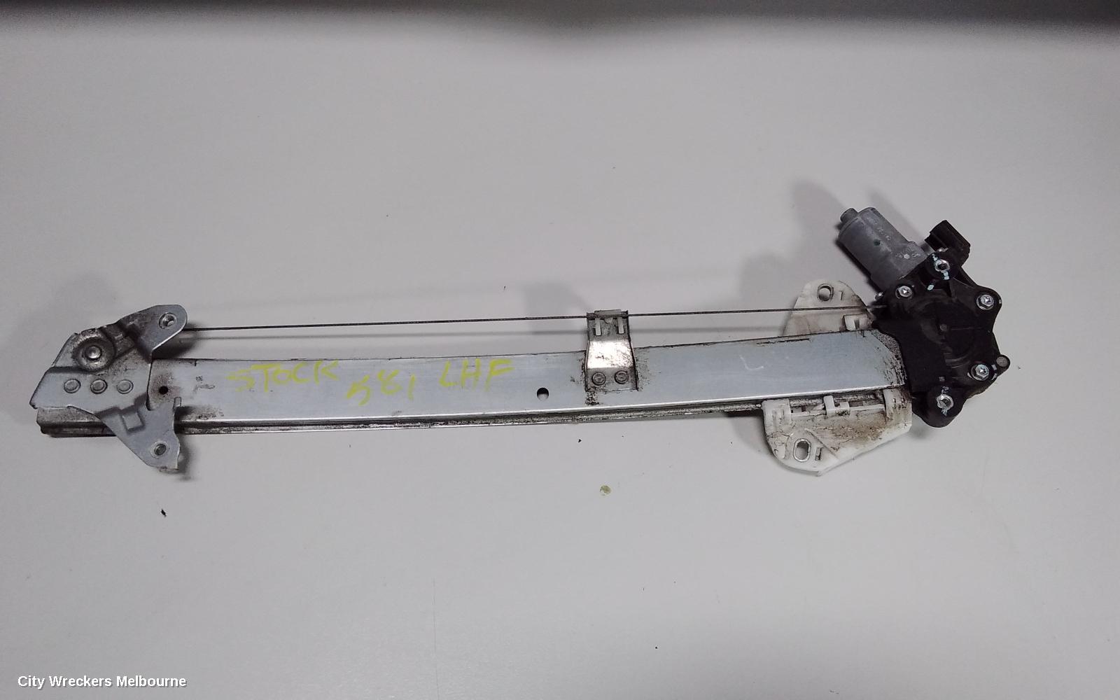 HONDA HRV LEFT FRONT WINDOW REG/MOTOR, RU, 12/2014 - 10/2021 - Image 1