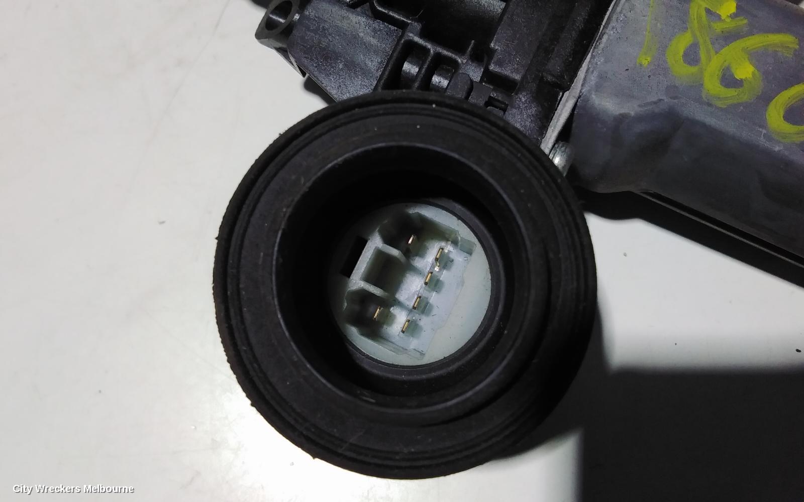 TOYOTA CAMRY LEFT FRONT WINDOW REG/MOTOR, ASV50/AVV50, POWER, 12/2011 - 10/2017 - Image 2